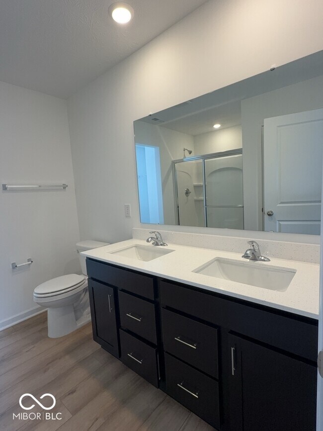Building Photo - 3469 Seminole Dr