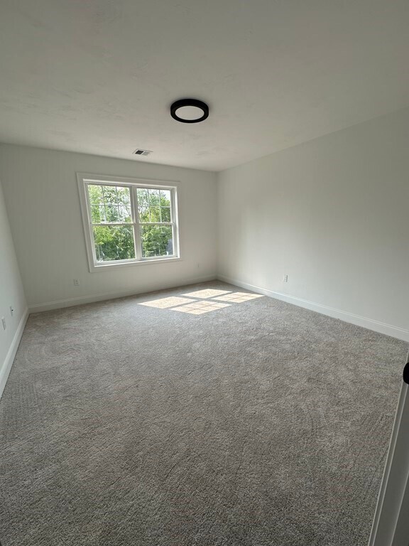 Building Photo - 411 South St