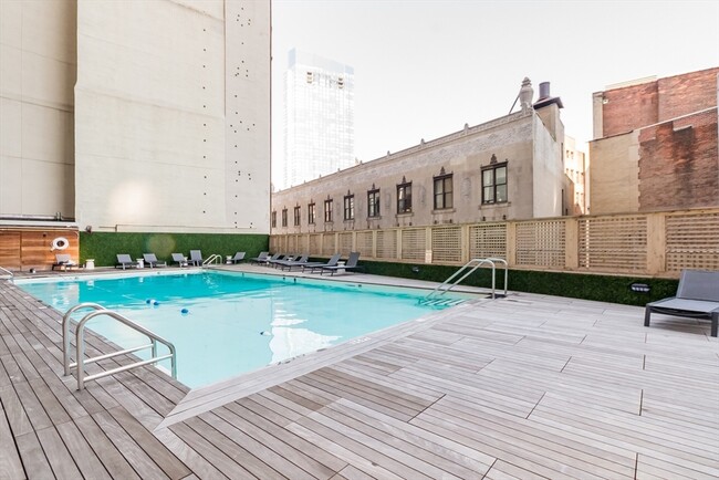 Building Photo - 151 Tremont St