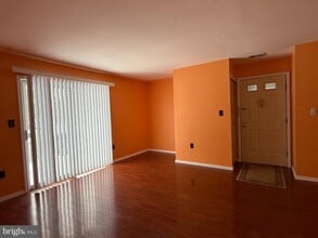 Building Photo - 14 Mimosa Ct