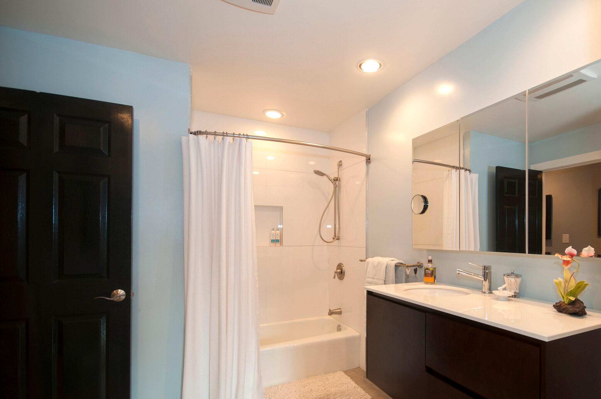 Bathroom - 7121 Hillside Ave