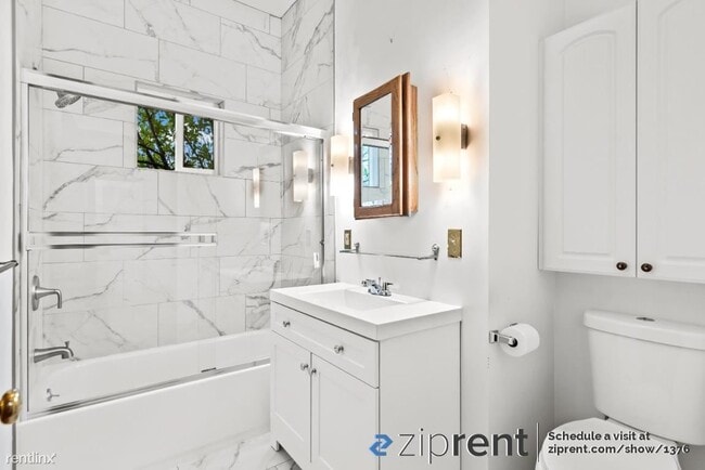 Building Photo - 4 br, 2 bath House - 2280 Hanover St, Palo...