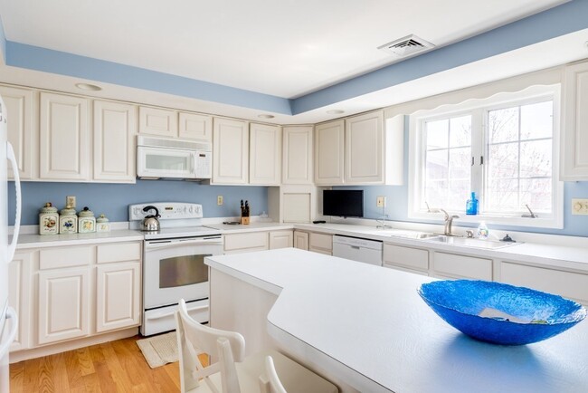 Oversized island kitchen with loads of cabinets and storage - 10 Myrica Ave