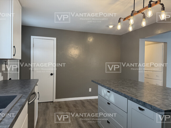 Building Photo - 2973 Bay Settlement Rd