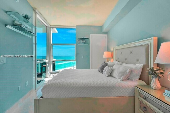 Building Photo - 18101 Collins Ave