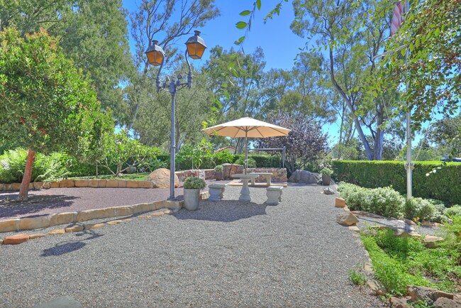 Building Photo - Breathtaking Private Estate