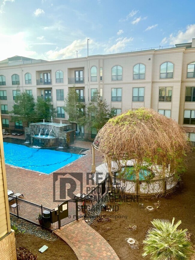 Building Photo - 2299 Lone Star Dr