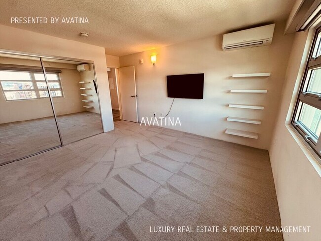 Building Photo - 801 South St