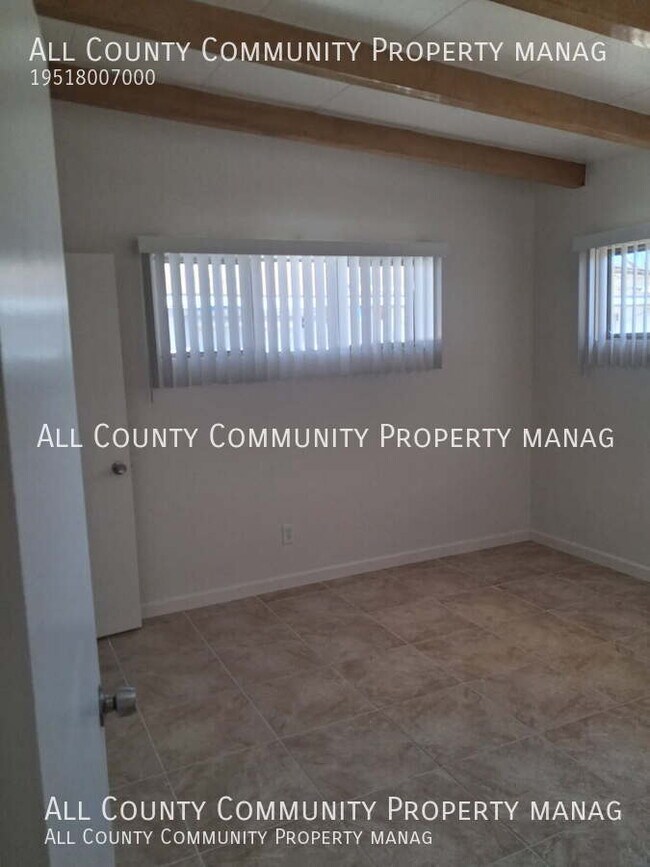 Building Photo - 6377 Hermosa Ave