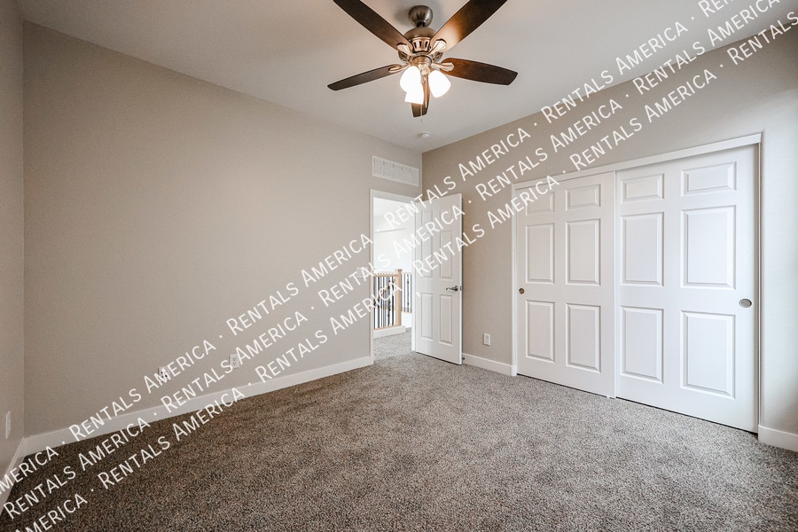 Building Photo - 43232 Wallner Dr