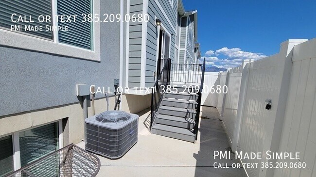 Building Photo - 328 Grassland Dr