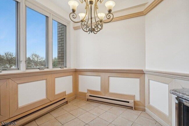 Building Photo - 1 Euclid Ave