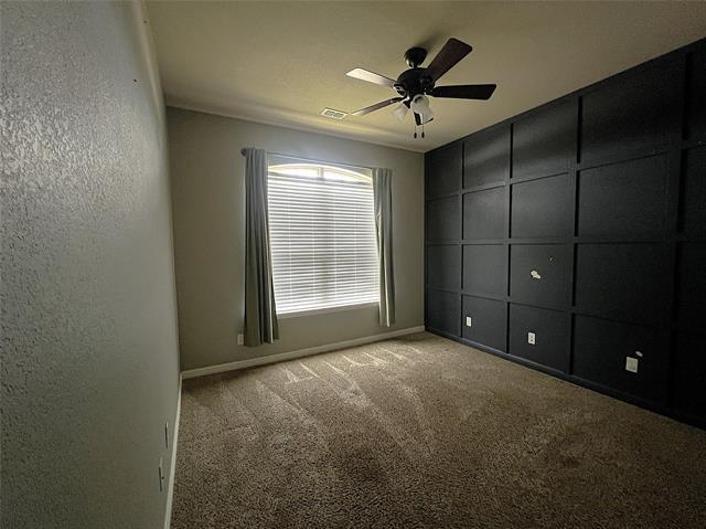 Building Photo - 710 Wolf Creek