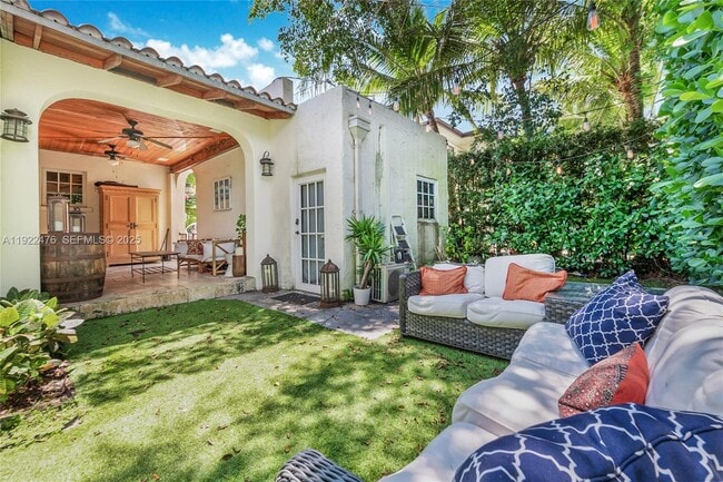 Building Photo - 1029 Milan Ave