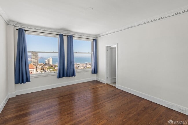 Building Photo - 1250 Jones St