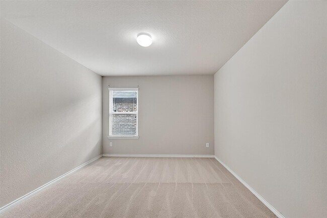 Building Photo - 17711 Rose Summit Ln