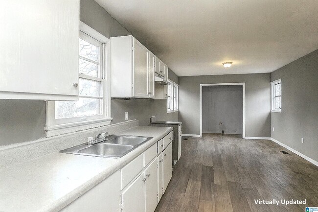 Building Photo - 1328 5th Pl NW