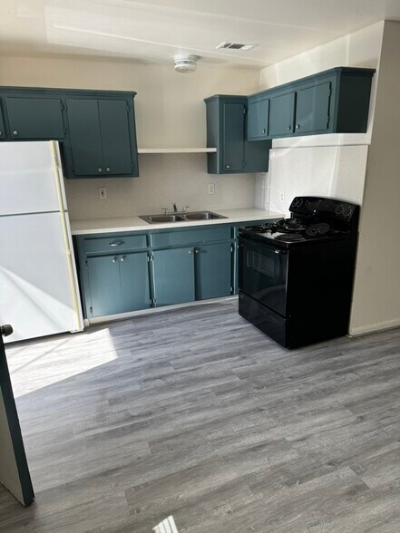 Primary Photo - 6306 Tulsa Rd