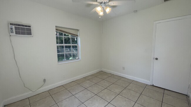 Building Photo - 2174 NE 173rd St