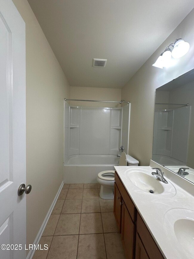 Building Photo - 132 Patriot Ct