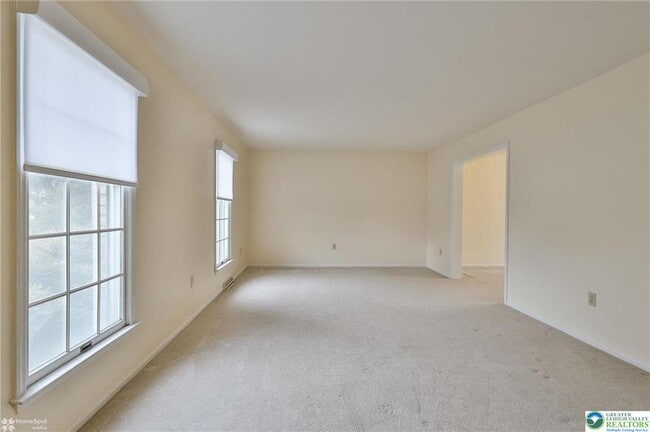 Building Photo - 4059 Wedgewood Rd