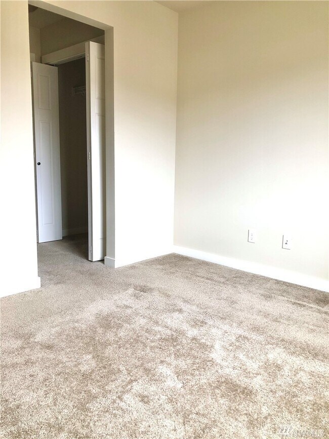 Building Photo - 20309 79th St Ct E