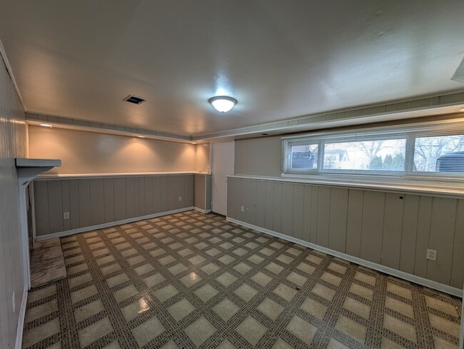 Building Photo - 4230 Lindley St