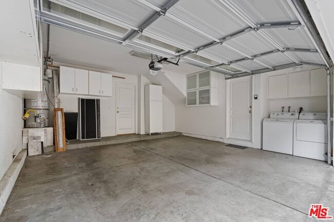 Building Photo - 4371 Troost Ave