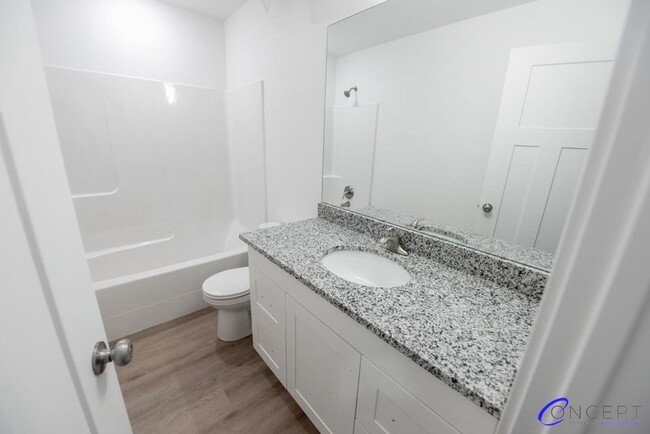 Building Photo - Sienna Village Townhomes