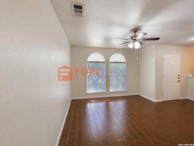 Building Photo - 7845 Village Oak Dr