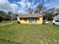 Building Photo - 1958 Kenny St