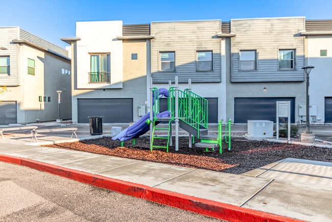 Building Photo - 7531 E Billings St