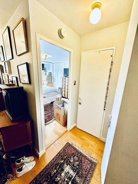 Building Photo - 1545 18th St NW