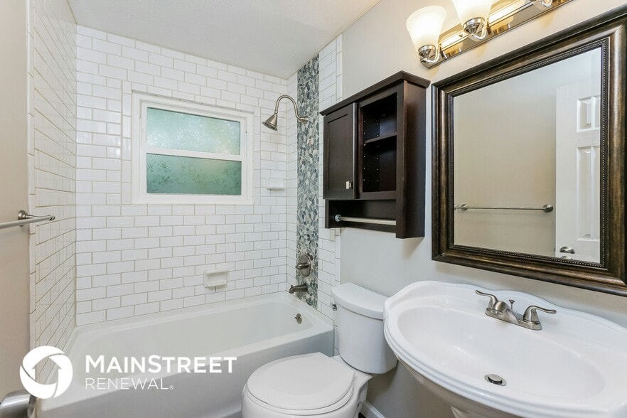 Building Photo - 7012 Irewick Way