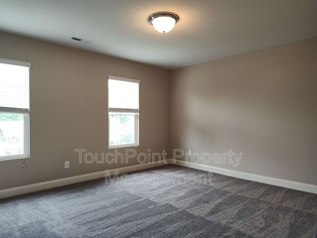 Building Photo - 9415 Segundo Ln