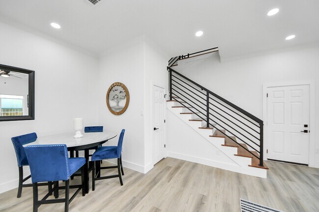 Building Photo - 9307 Jutland Rd