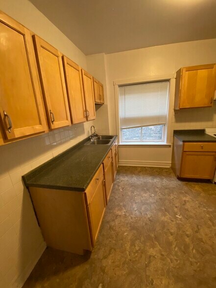 Building Photo - 1615 Ridge Ave