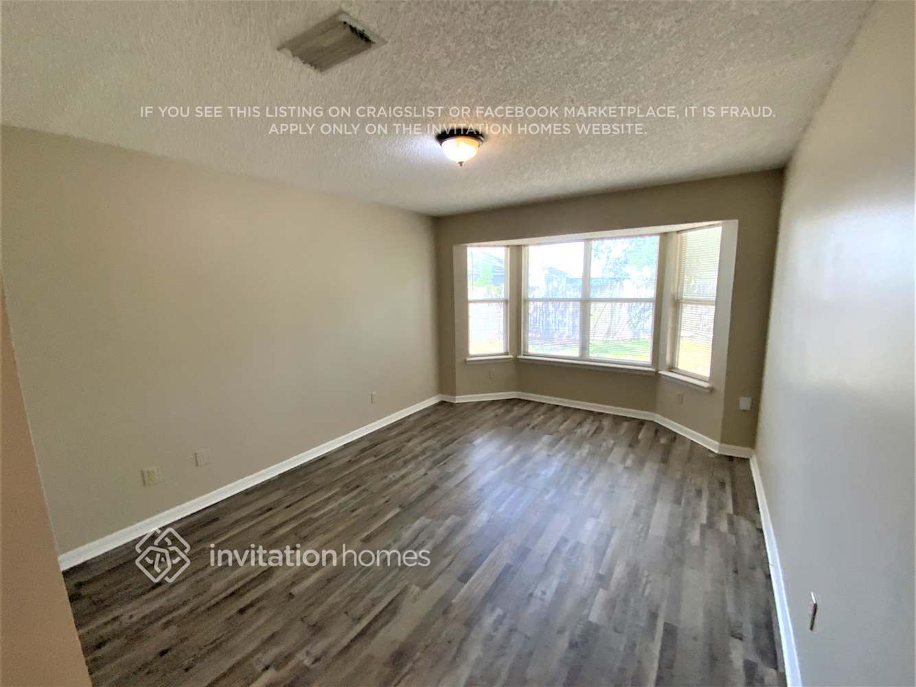 Building Photo - 7737 Rockridge Dr W