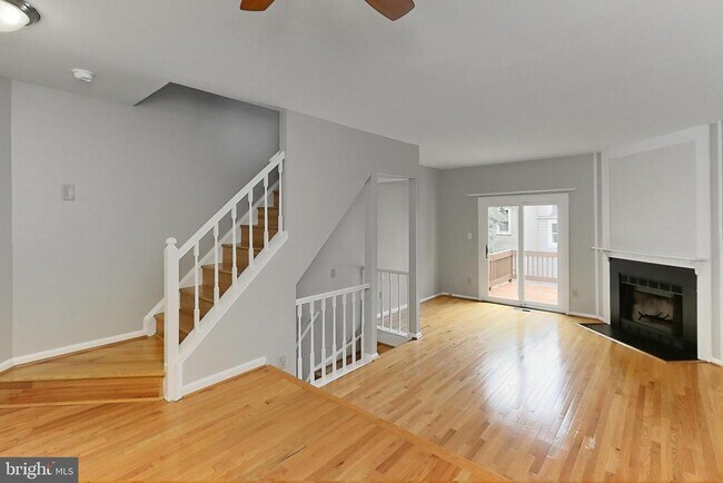 Building Photo - 11931 Redtree Way