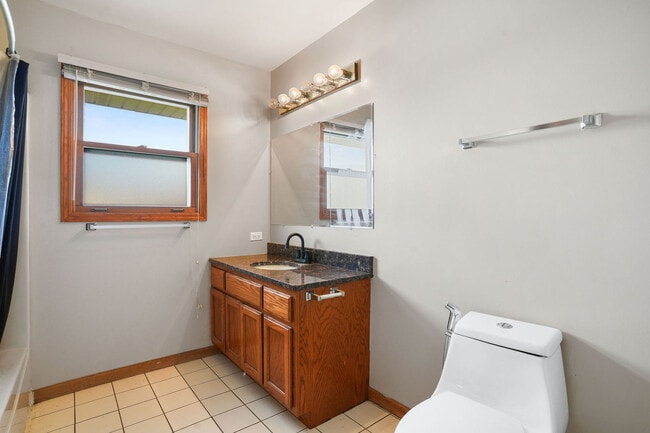 Building Photo - 2614 La Brecque Dr