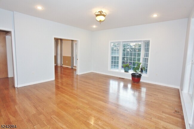 Building Photo - 39 Indian Trail