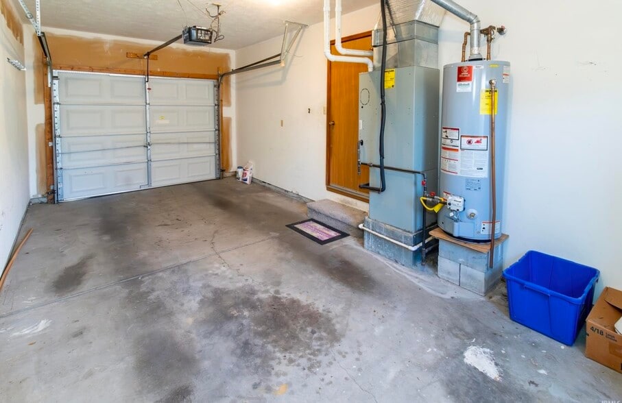 Building Photo - 1816 Davcohn Ave