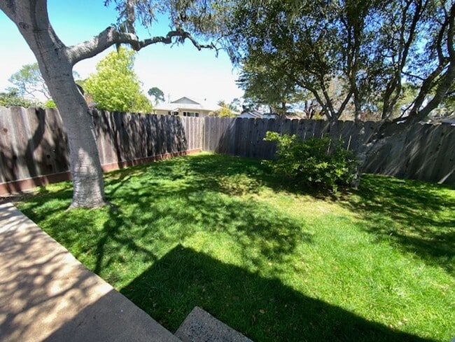 Building Photo - 856 Marino Pines Rd