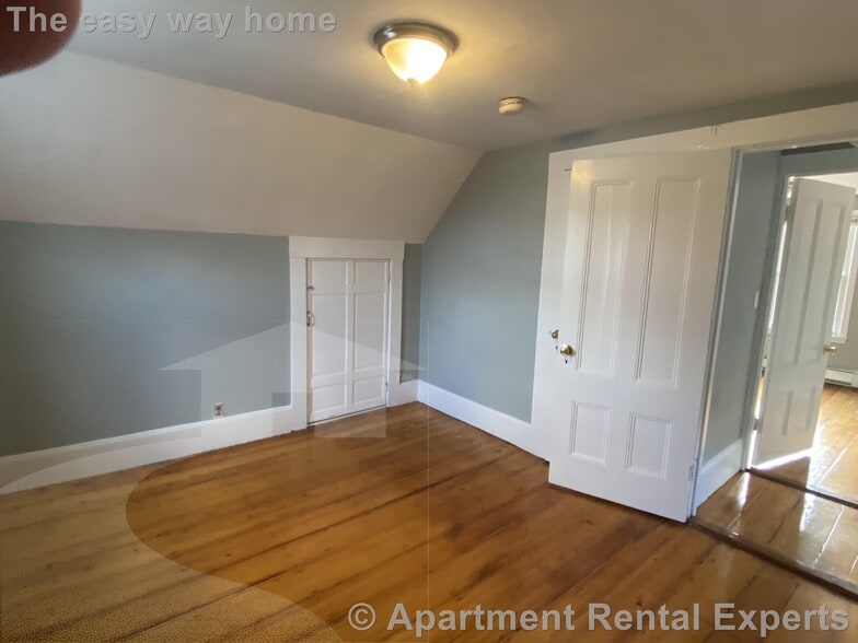 Building Photo - 67 Flint St