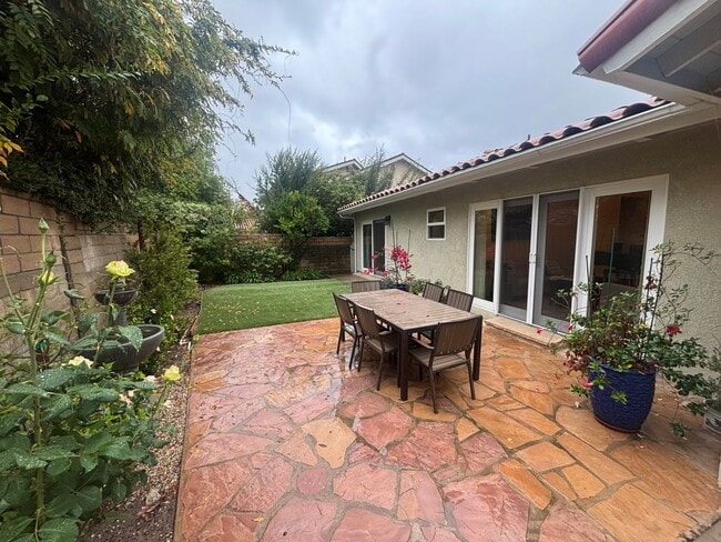 Building Photo - COMING SOON! Stunning Single-Story 3-Bedroom Home with 3-Car Garage and Community Pool in Thousan...