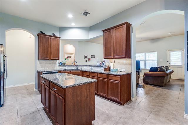 Building Photo - 9204 Lockhart Dr