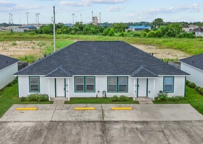 Building Photo - 5168 Caicos Calle