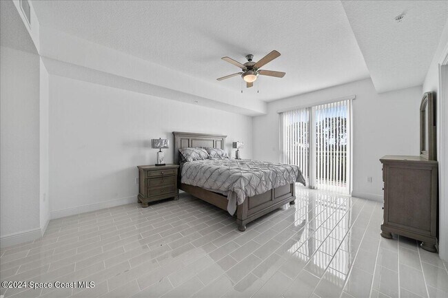 Building Photo - 735 Pilot Lane