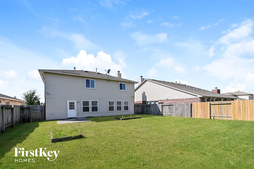 Building Photo - 25106 Twister Tr