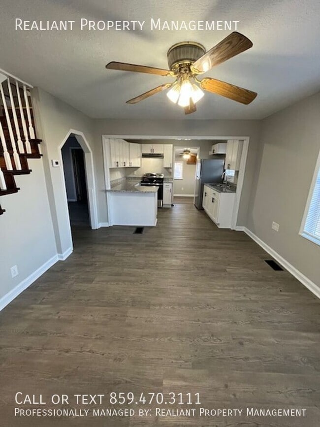 Building Photo - 400 Broadway-